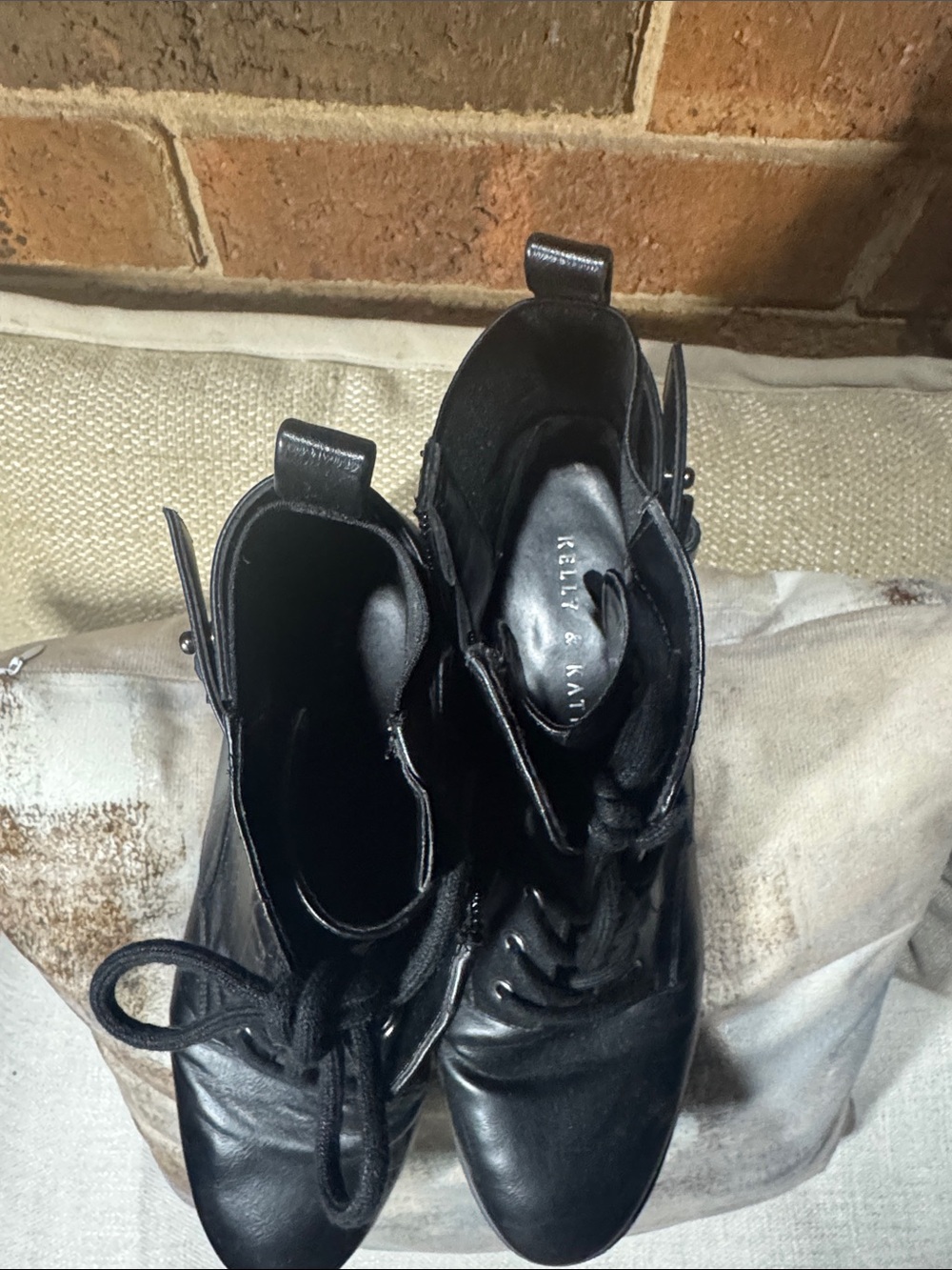 Kelly & Katie women Black Chukka Lace-Up Boots